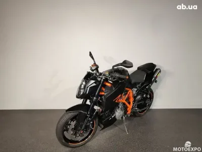 KTM 990